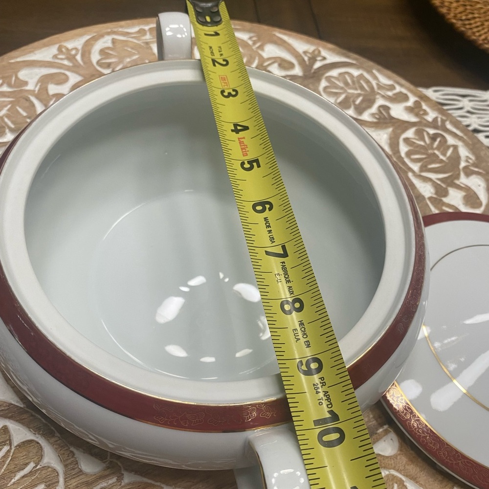 Vintage crown empire serving bowl with lid - Picture 8 of 10
